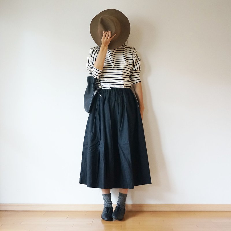 French Linen tuck skirt ladies BLACK - 裙子 - 棉．麻 黑色