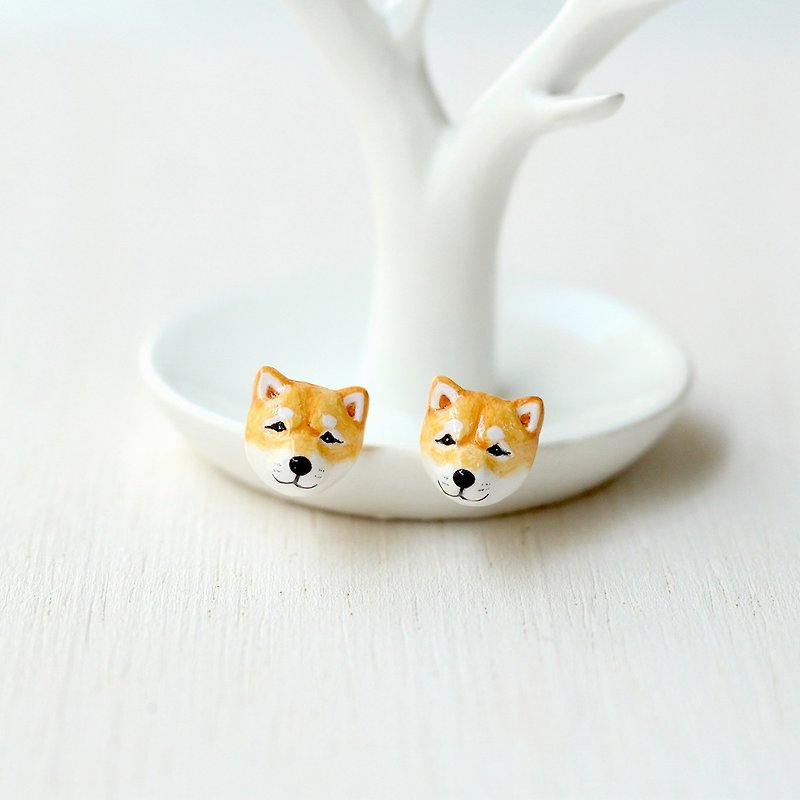 Shiba Inu Dog earrings, Dog Stud Earrings, dog lover gifts - 耳环/耳夹 - 粘土 咖啡色
