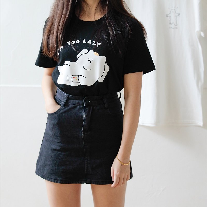 【3MONTHS官方代理】悠仔I'M TOO LAZY T-恤(黑色) - 女装 T 恤 - 棉．麻 黑色