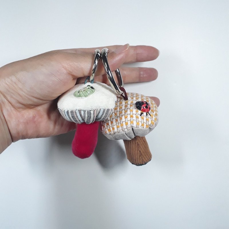 蘑菇钥匙环 - 钥匙链/钥匙包 - 亚麻 多色