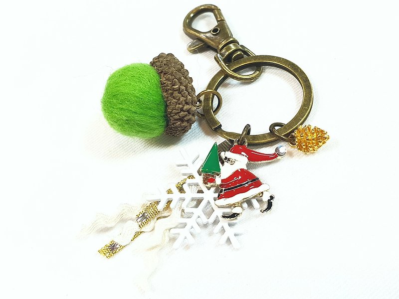 Paris*Le Bonheun。忙碌的圣诞老人。羊毛毡。橡果松果钥匙圈 - 钥匙链/钥匙包 - 其他金属 绿色