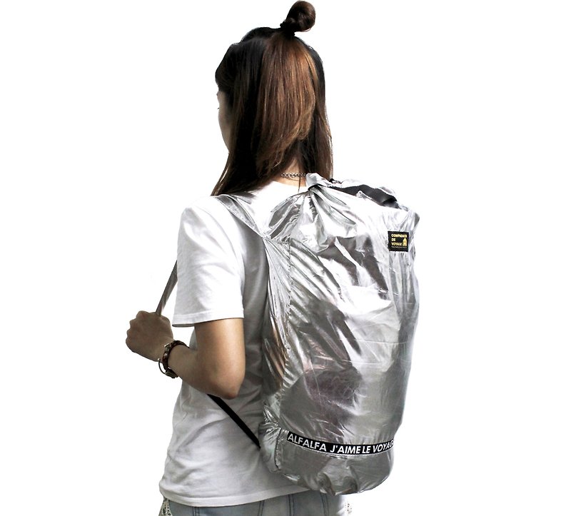 超轻物料银色可折叠背包 - 后背包/双肩包 - 聚酯纤维 银色