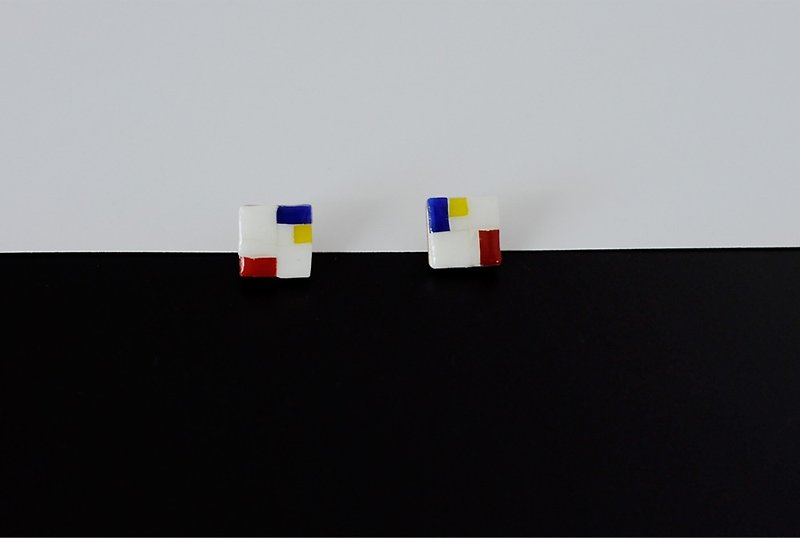 蒙德里安紅黃藍系列彩色玻璃馬賽克耳釘/耳夾 一對 撞色幾何 - 耳环/耳夹 - 玻璃 