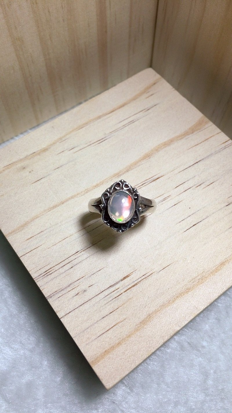 蛋白石 戒指 尼泊尔 手工制 925纯银材质 - 戒指 - 宝石 
