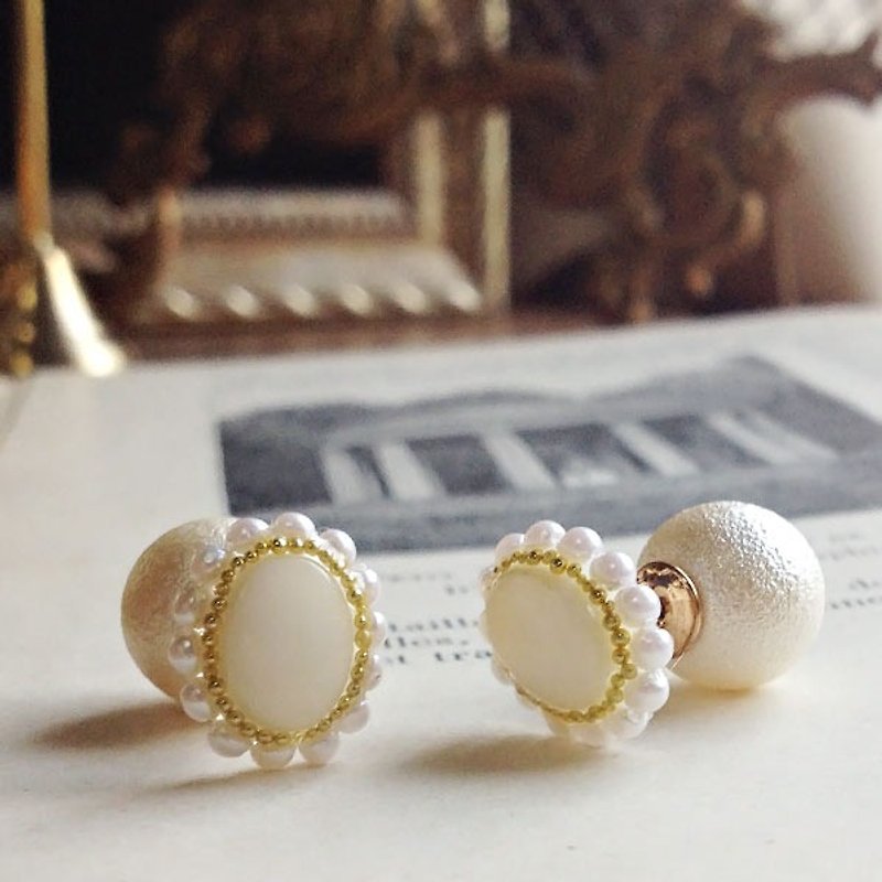 14kgf White Coral × Vintage Pearl Oval Pearl Catch Earrings OR Ear Clip＊14kgfホワイトコーラル×ビンテージパール　オーバル　パールキャッチピアスORノンホールピアス - 耳环/耳夹 - 宝石 白色