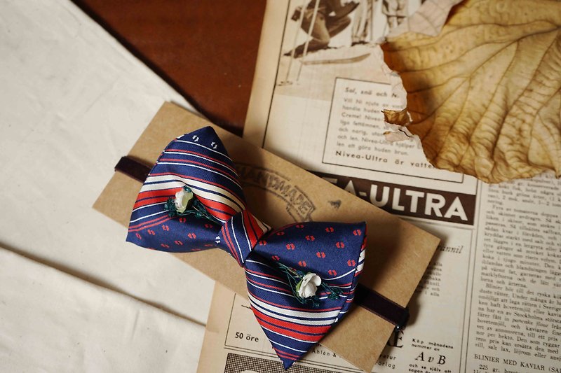 古董领带改制手工领结-法国蓝白红-白玫瑰版-情人节礼物 - 领结/领巾 - 丝．绢 蓝色