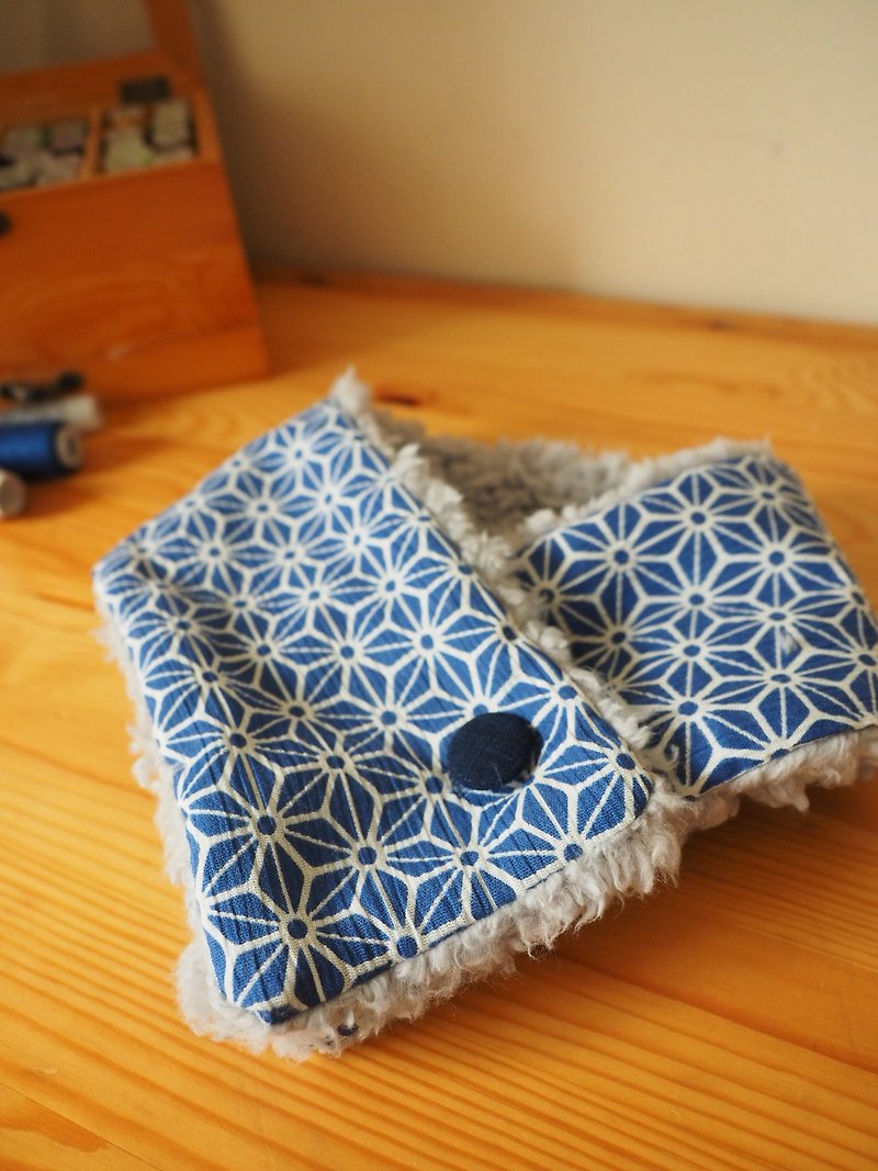手工缝制保暖围巾围脖颈巾 日本和风蓝白图案 男女适用 - 围巾/披肩 - 棉．麻 蓝色