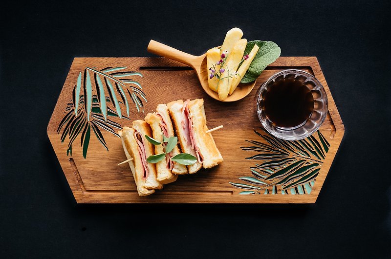 Islander Breakfast Teak Tray - 浅碟/小碟子 - 木头 咖啡色