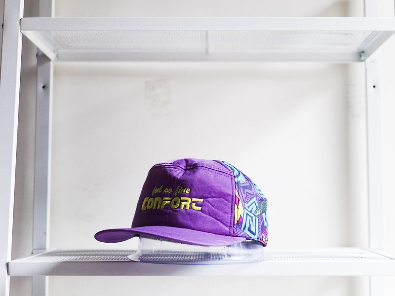 近江电子青春梦幻之诗 耳盖 古董七片平顶棒球滑雪帽baseball cap - 帽子 - 防水材质 紫色