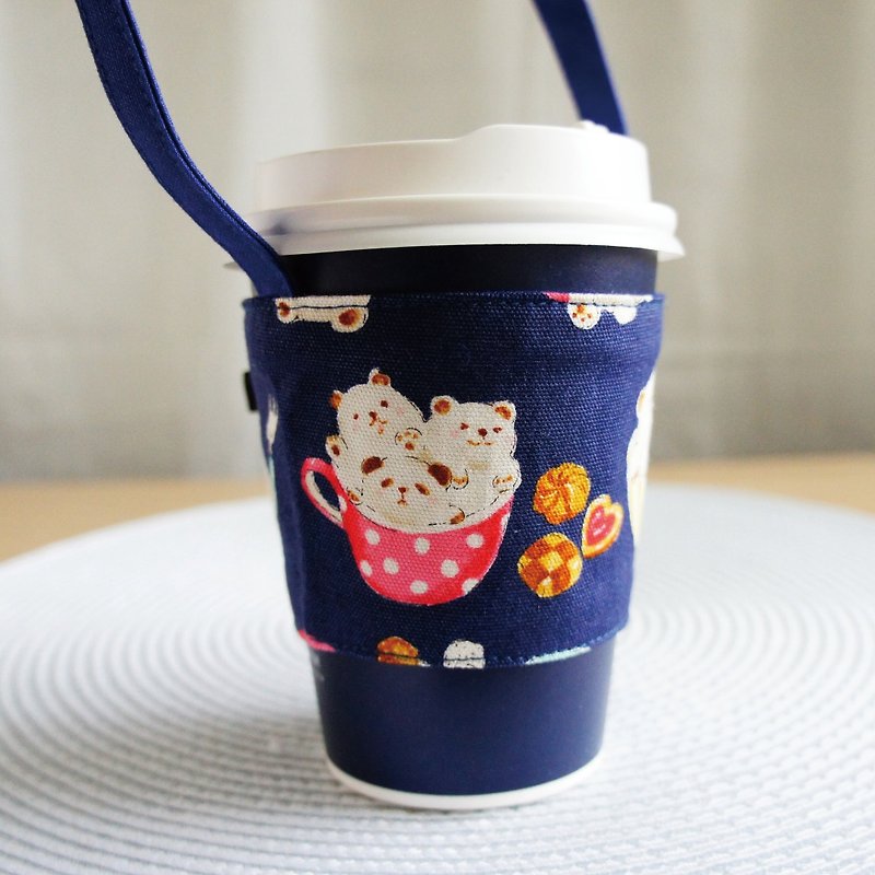 Lovely【日本布】小熊拉花咖啡饮料杯袋、提袋、环保杯套、深蓝 - 随行杯提袋/水壶袋 - 棉．麻 蓝色