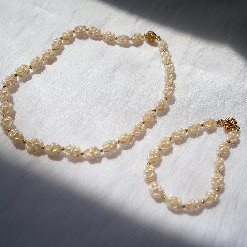 小珍珠串工艺vintage古董饰品短项链 手链套组 - 项链 - 珍珠 透明