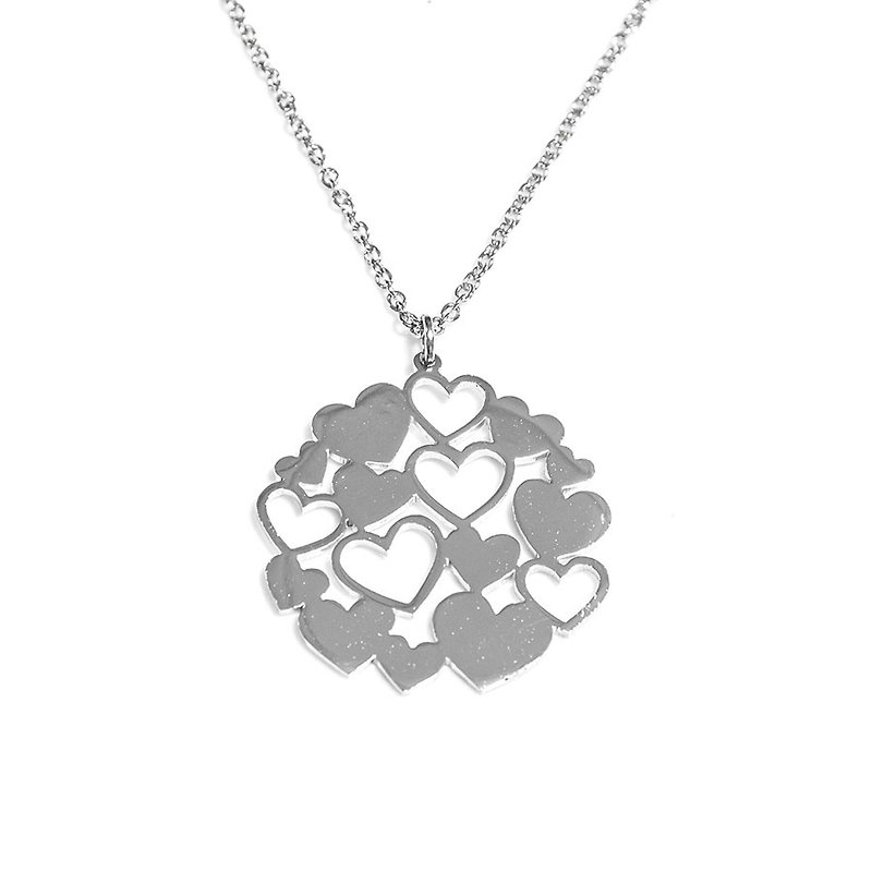 Small heart in round shape pendant - 项链 - 铜/黄铜 银色