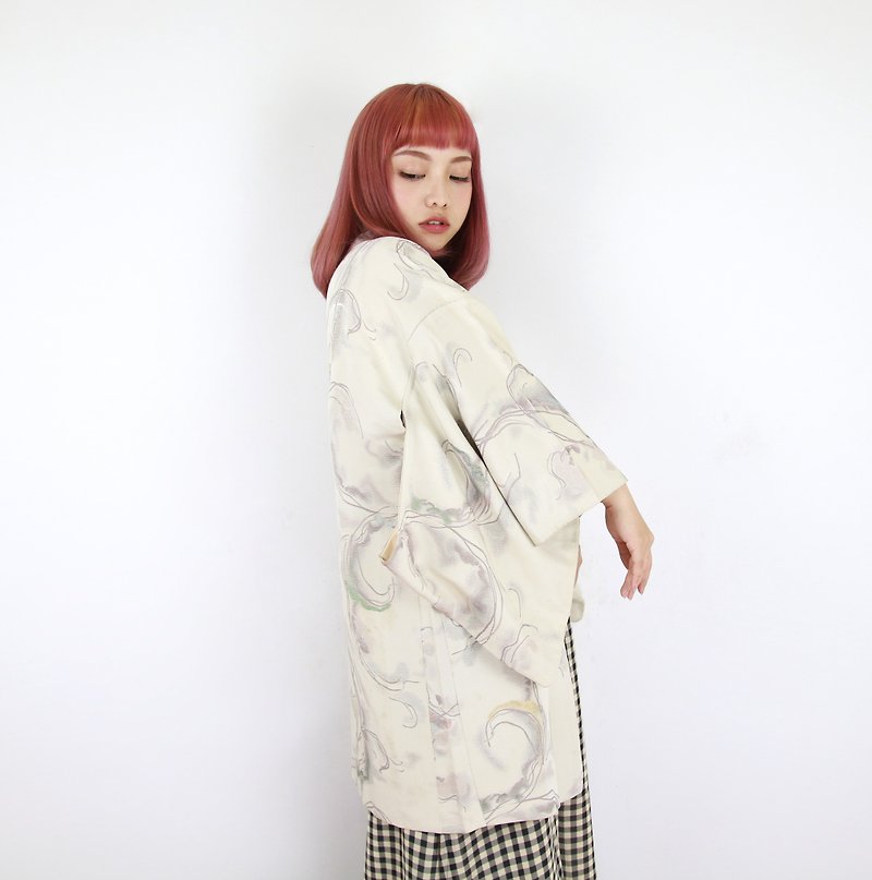 Back to Green-日本带回羽织和服 象牙白 银河 /vintage kimono - 女装休闲/机能外套 - 丝．绢 
