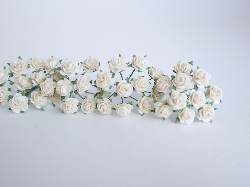 纸花，DIY 100 朵桑葚花，小玫瑰尺寸 0.8 厘米，象牙色。 - 其他 - 纸 白色