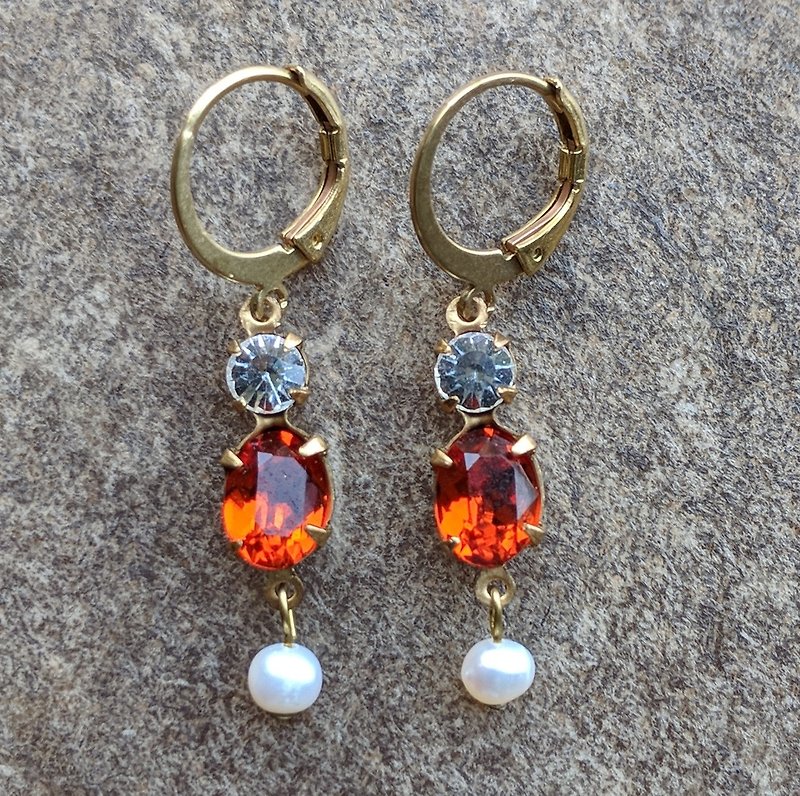 深橘古董玻璃淡水珍珠黄铜耳环 - 耳环/耳夹 - 其他金属 