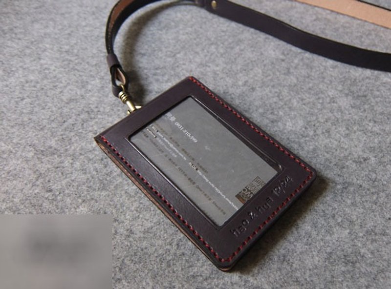 YOURS手工皮件 直式双证件窗口设计(内置铜扣)+结构式颈带 - 证件套/卡套 - 真皮 