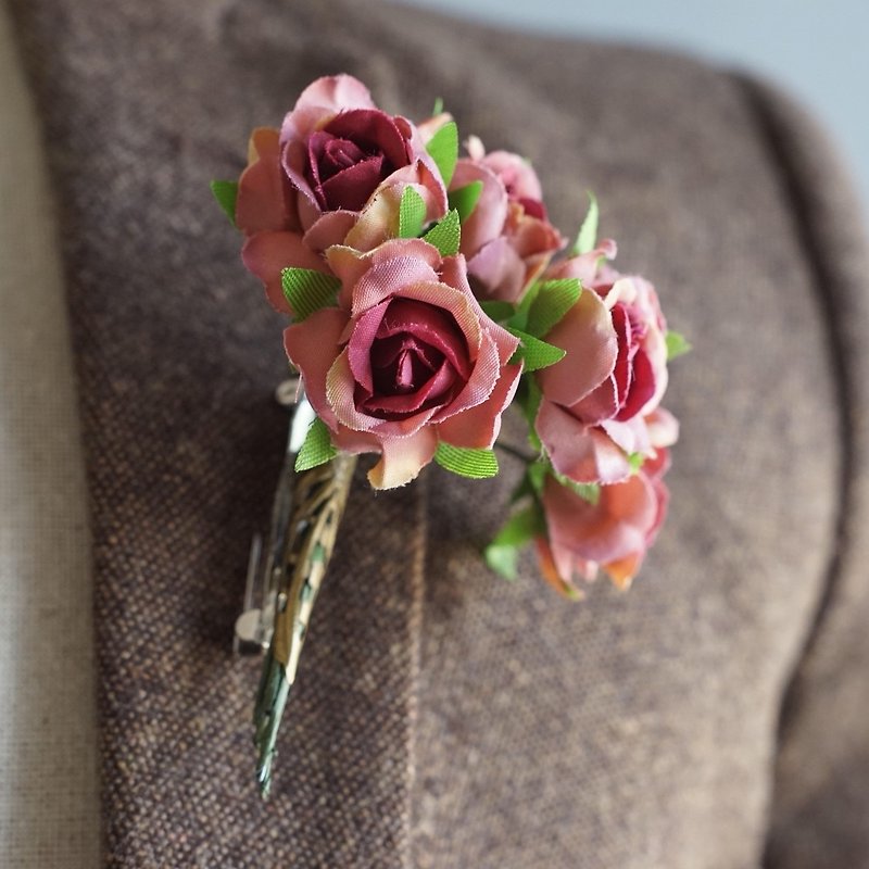 Pink Flower Lapel pin/ Brooch - 胸针 - 植物．花 粉红色