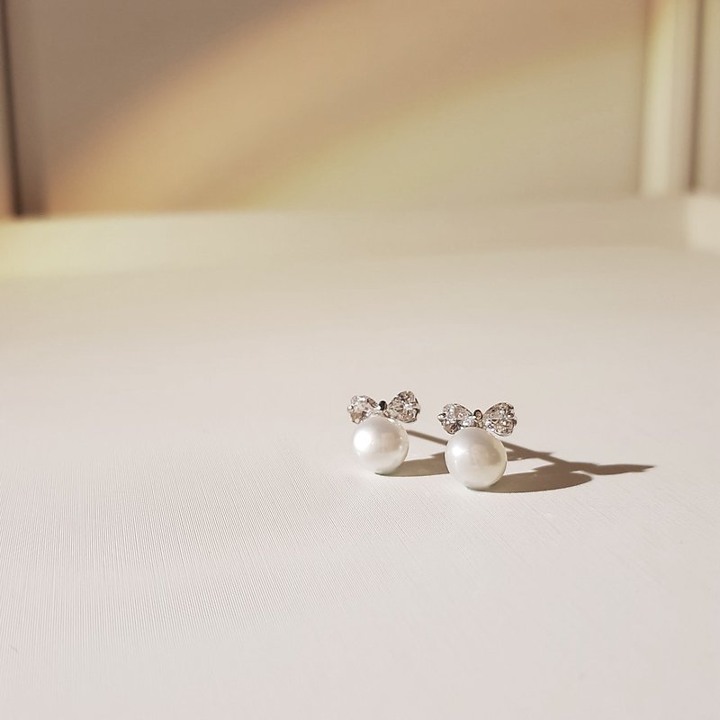 5mm天然淡水珍珠925纯银贴耳针式耳环/轻珠宝 锆石 轻奢 珠宝饰品 - 耳环/耳夹 - 珍珠 银色