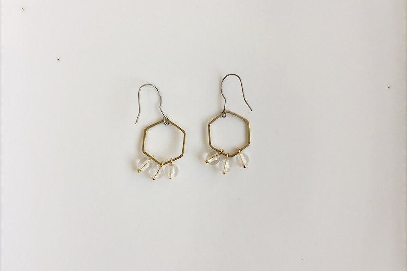 雨季 水晶黄铜耳环 - 耳环/耳夹 - 其他金属 金色