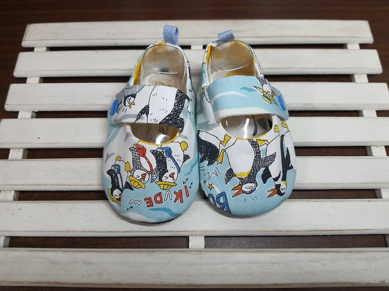 企鹅 宝宝学步鞋 - 童装鞋 - 棉．麻 多色