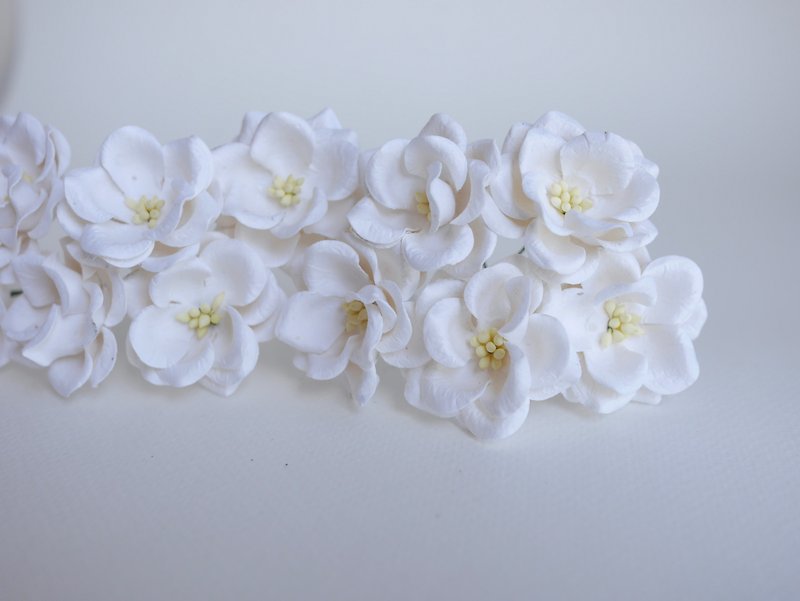 纸花，25 朵桑葚玫瑰，尺寸 3.5 厘米。曲线花瓣，白色 - 其他 - 纸 白色
