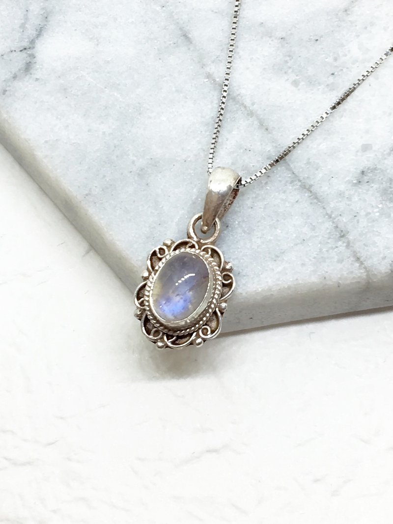 月光石925纯银典雅镶边项链 尼泊尔手工镶嵌制作 - 项链 - 宝石 蓝色