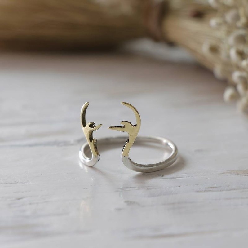 antler horn deer ring crown handmade lady women Girl silver minimalist stacking - 戒指 - 其他金属 银色