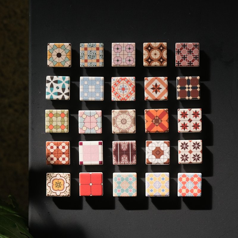 | 复古花砖系列 | 瓷砖磁铁 - 4入 /共25款 - 冰箱贴/磁贴 - 陶 多色
