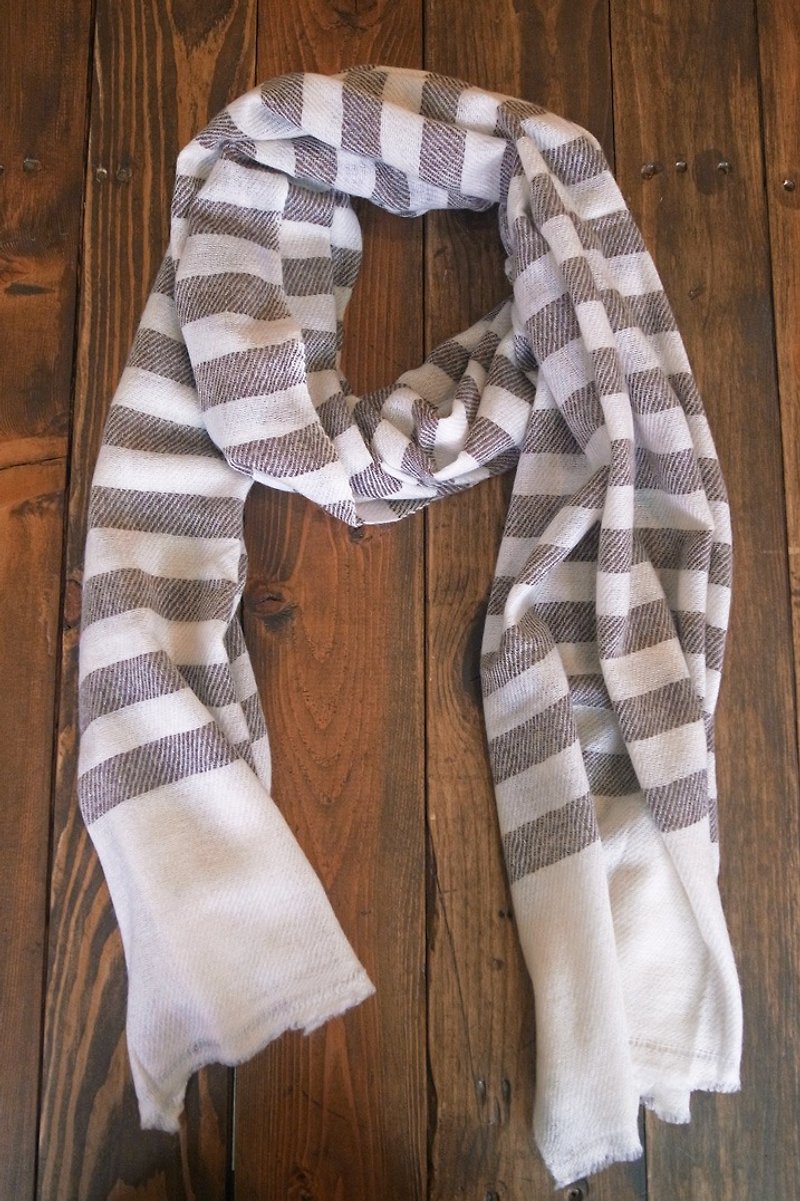 【乐拍子】喀什米尔羊毛围巾/披肩Hand made in Nepal（浅褐条纹） - 丝巾 - 羊毛 咖啡色