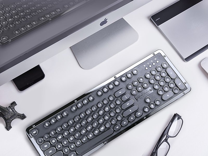 AZIO RETRO CLASSIC ONYX 牛皮打字机键盘 (BT无线蓝牙版) - 电脑配件 - 其他金属 