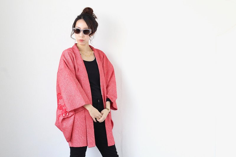 SHIBORI kimono jacket, japanese fashion /4138 - 女装休闲/机能外套 - 丝．绢 红色