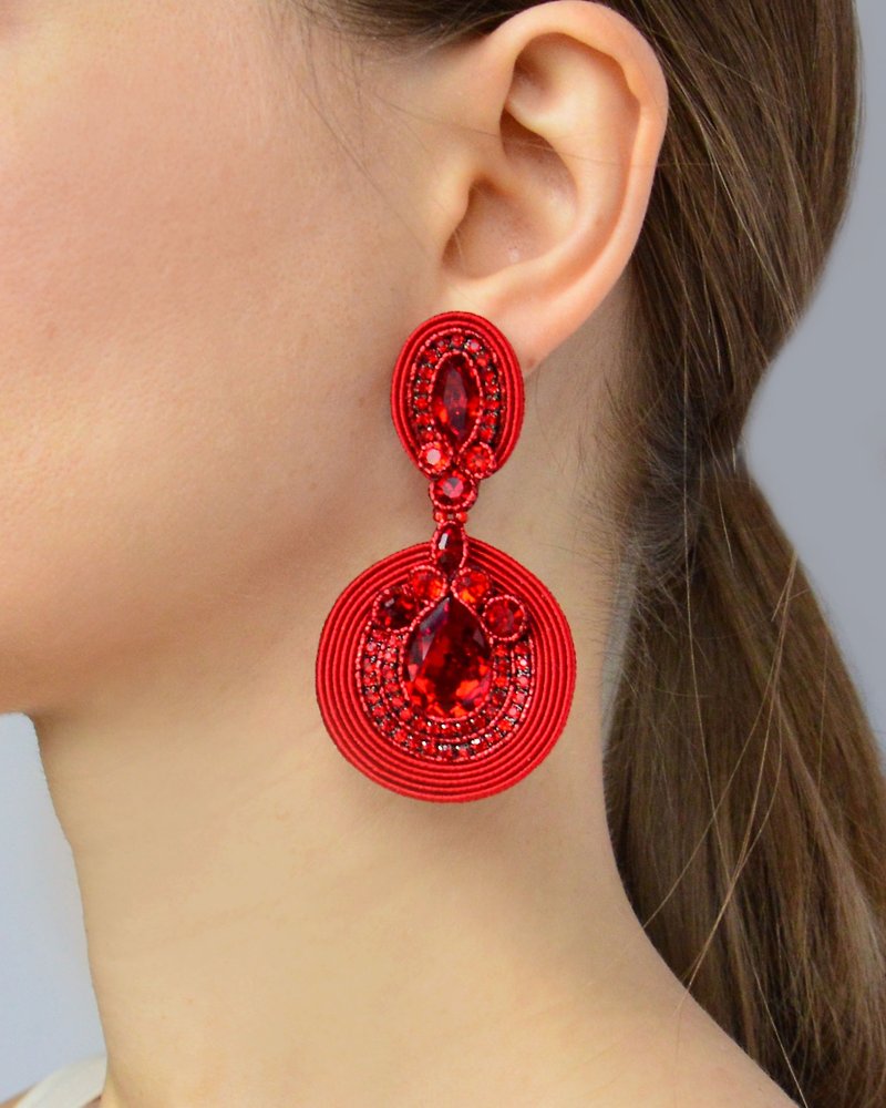 Earrings Massive red earrings with Swarovski stonesChristmas Gift Wrapping - 耳环/耳夹 - 其他材质 红色