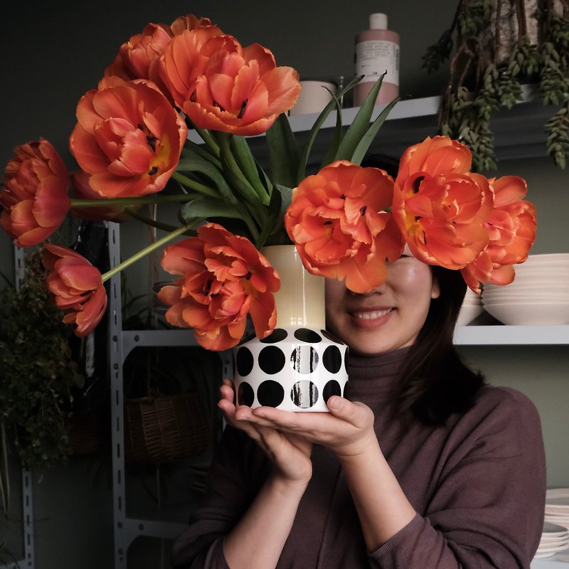 双子系列的折边陶瓷花瓶手绘波点插花家居产品 - 花瓶/陶器 - 瓷 黑色