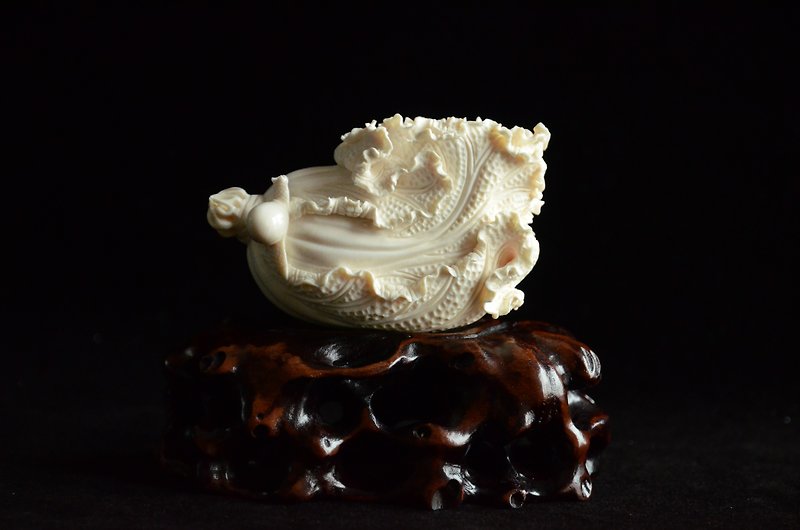 【百财】天然西伯利亚猛犸象牙传统雕刻白菜 寓意 收藏摆件 - 其他 - 宝石 白色