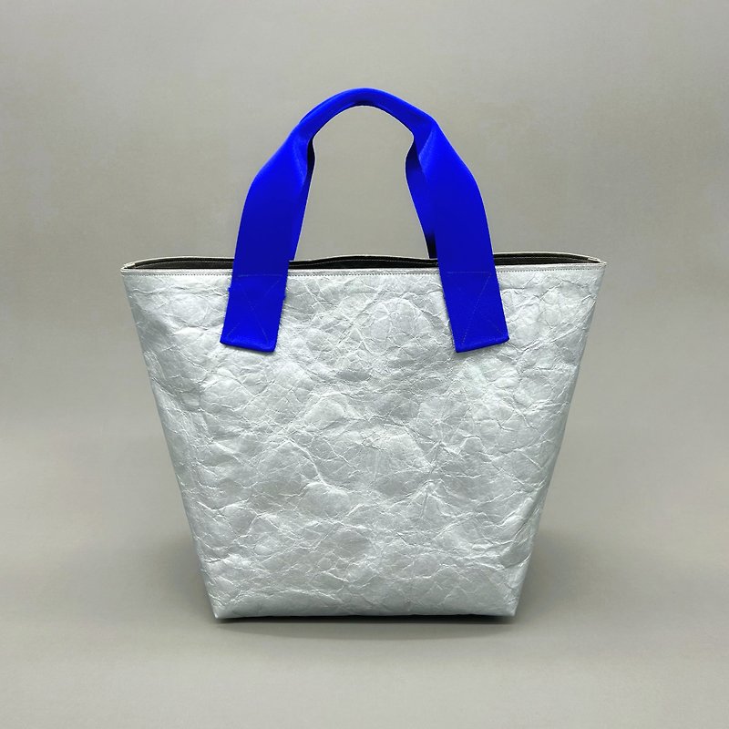 【東京発】特殊素材エコロジートートバッグ silver × ultramarine blue / petit M - 手提包/手提袋 - 防水材质 银色