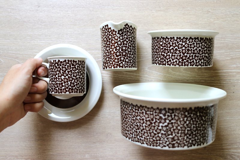 芬兰Arabia FAENZA巧克力花浓缩咖啡杯盘组 - 咖啡杯/马克杯 - 瓷 咖啡色