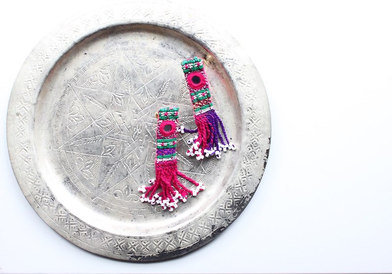 イヤリング  Afghan earrings - 耳环/耳夹 - 绣线 粉红色