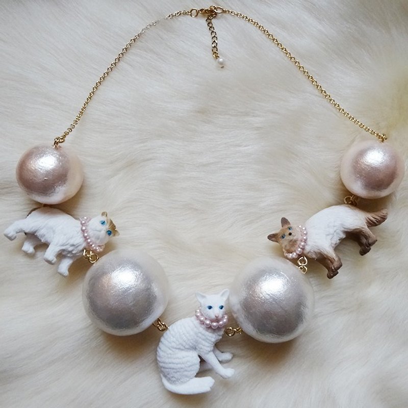 猫大珍珠项链 - 项链 - 塑料 白色