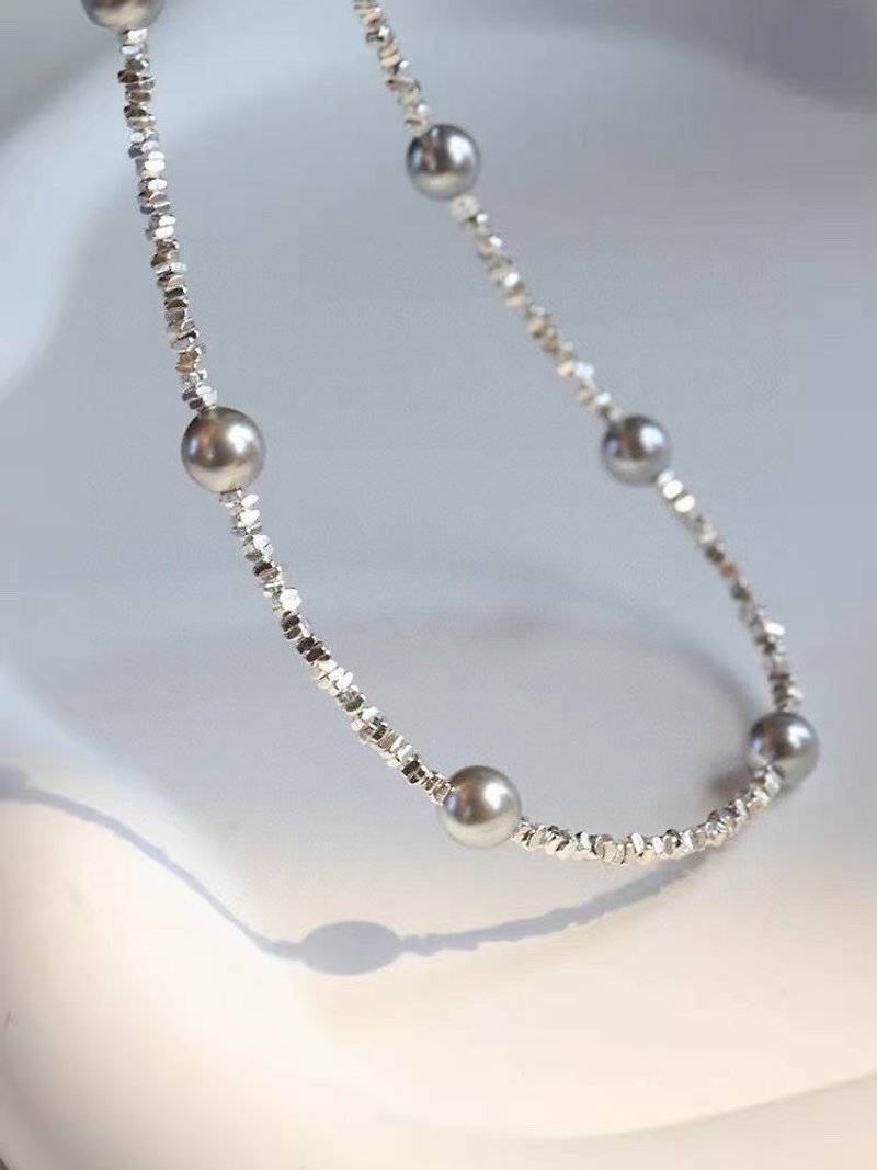 天然原色淡水巴洛克灰珍珠 纯银碎银子设计多圈手链项链s - 手链/手环 - 珍珠 白色