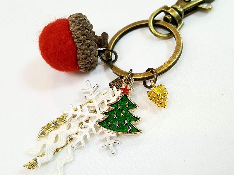 Paris*Le Bonheun。幸福森林。圣诞树。羊毛毡橡果松果钥匙圈 - 钥匙链/钥匙包 - 其他金属 红色