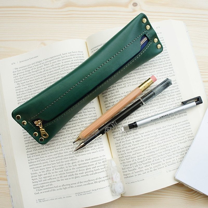 遮唇小容量随身笔盒/笔袋--森林绿 手工制作/真皮皮革 - 铅笔盒/笔袋 - 真皮 绿色