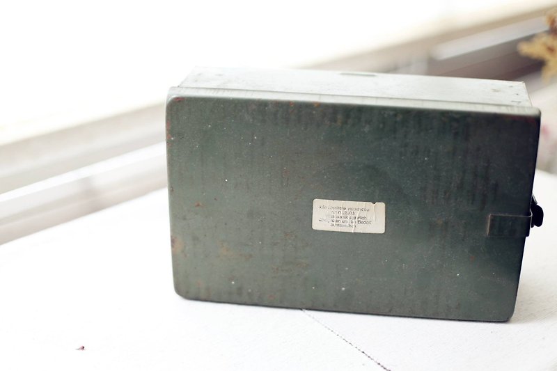 【好日恋物】德国vintage 古件世界大战急救箱 - 收纳用品 - 其他金属 绿色