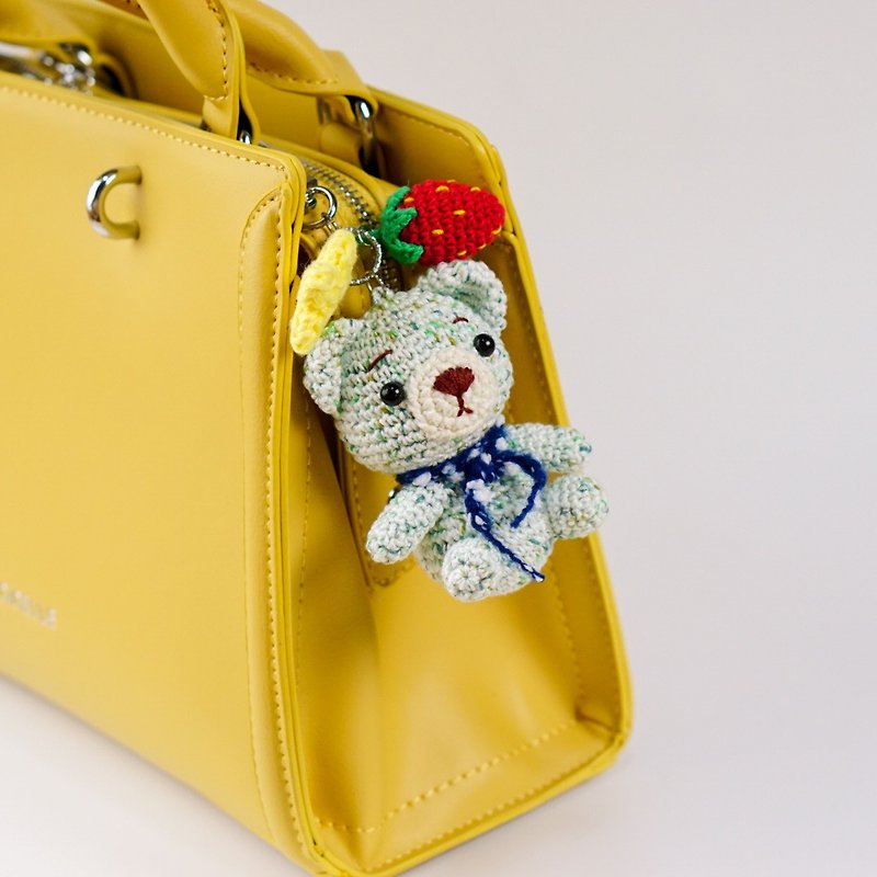 Bear crochet doll  key ring key chain bag charm handmade gift - 钥匙链/钥匙包 - 棉．麻 多色