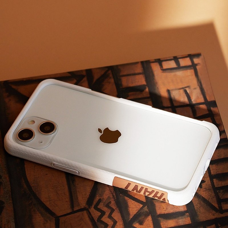 送品牌挂绳 iPhone 14系列 EPI 水波纹抗污防摔手机壳-白焦糖奶茶 - 手机壳/手机套 - 塑料 白色