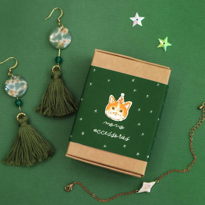 小猫陪你过圣诞-抹茶系耳环手链圣诞礼盒 - 耳环/耳夹 - 树脂 绿色
