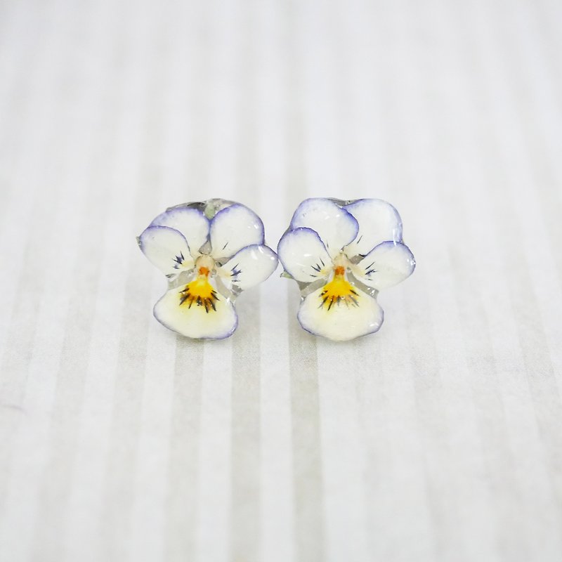 miniビオラピアス - 耳环/耳夹 - 树脂 黄色