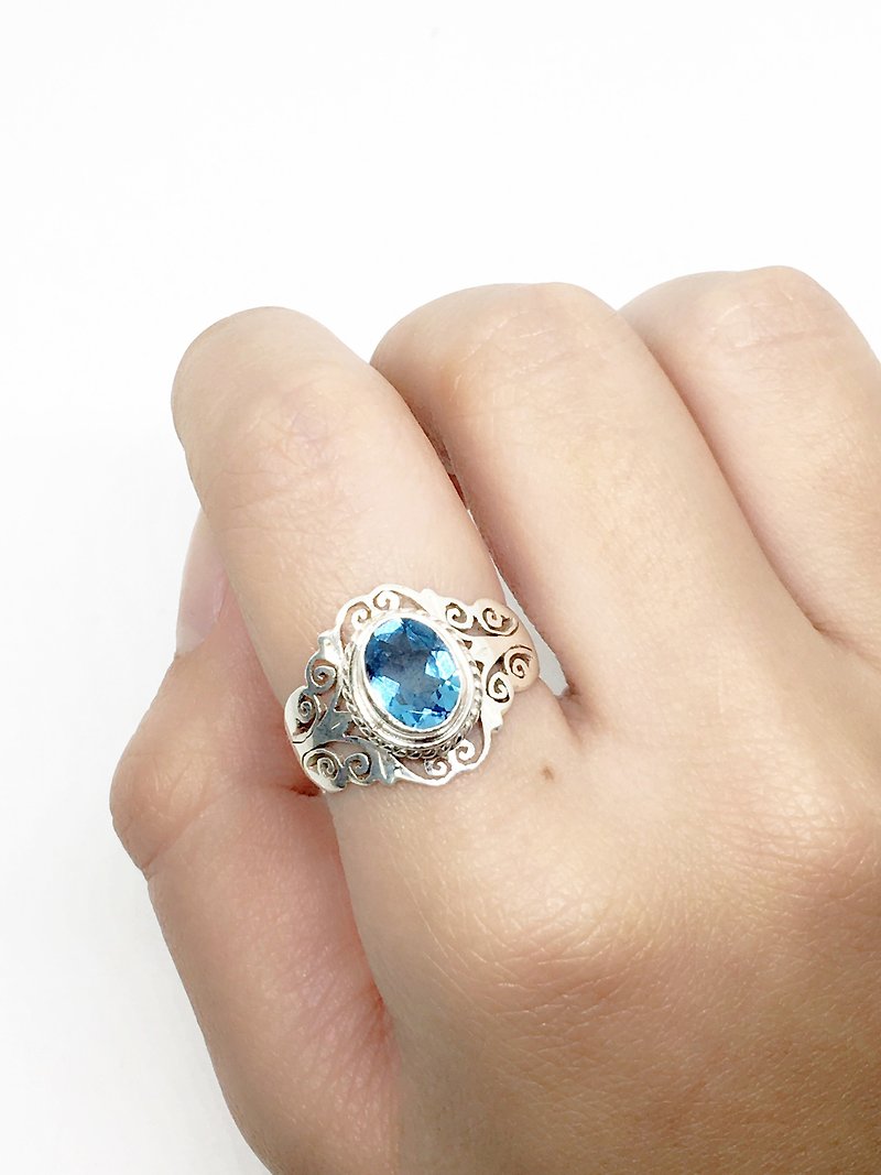 蓝托帕石blue topaz 925纯银雕花戒指 尼泊尔手工镶嵌制作(款式1) - 戒指 - 宝石 蓝色