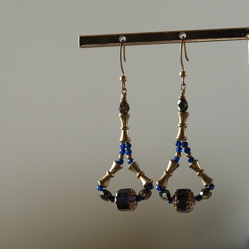 蓝石古董珠 水滴黄铜耳环 - 耳环/耳夹 - 其他金属 蓝色