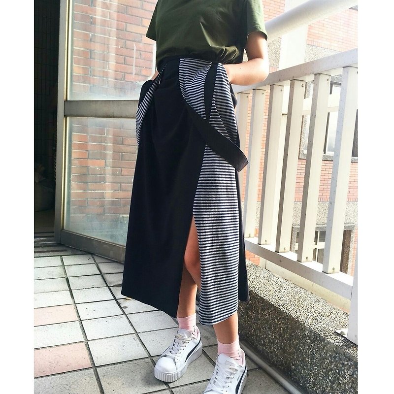 【Skirt】吊带拼接开叉长裙_黑拼蓝灰条纹 - 裙子 - 棉．麻 黑色