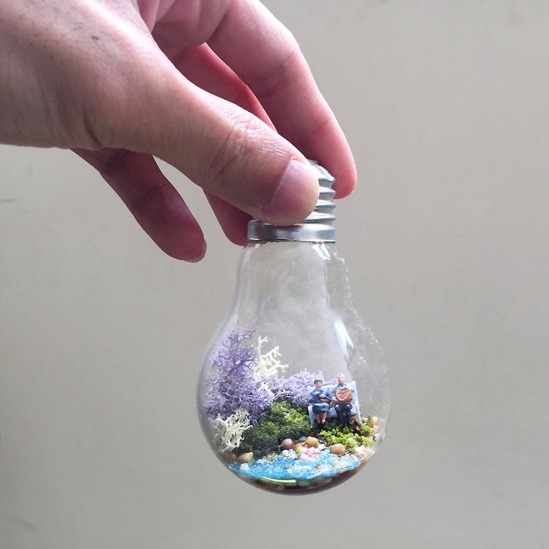苔灯泡 把世界放进钨丝灯泡的微景观 - 摆饰 - 玻璃 多色